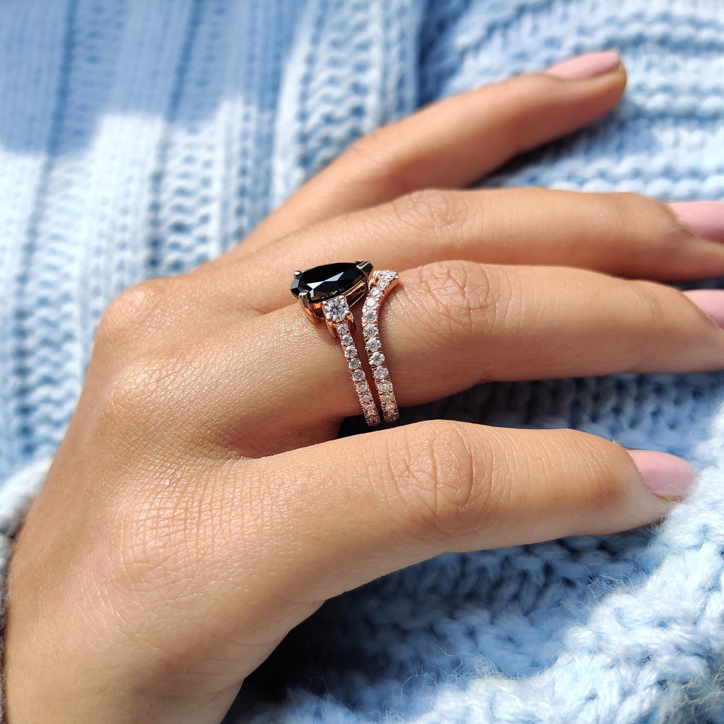 Black Pear Engagement Ring With Curved Wedding Band