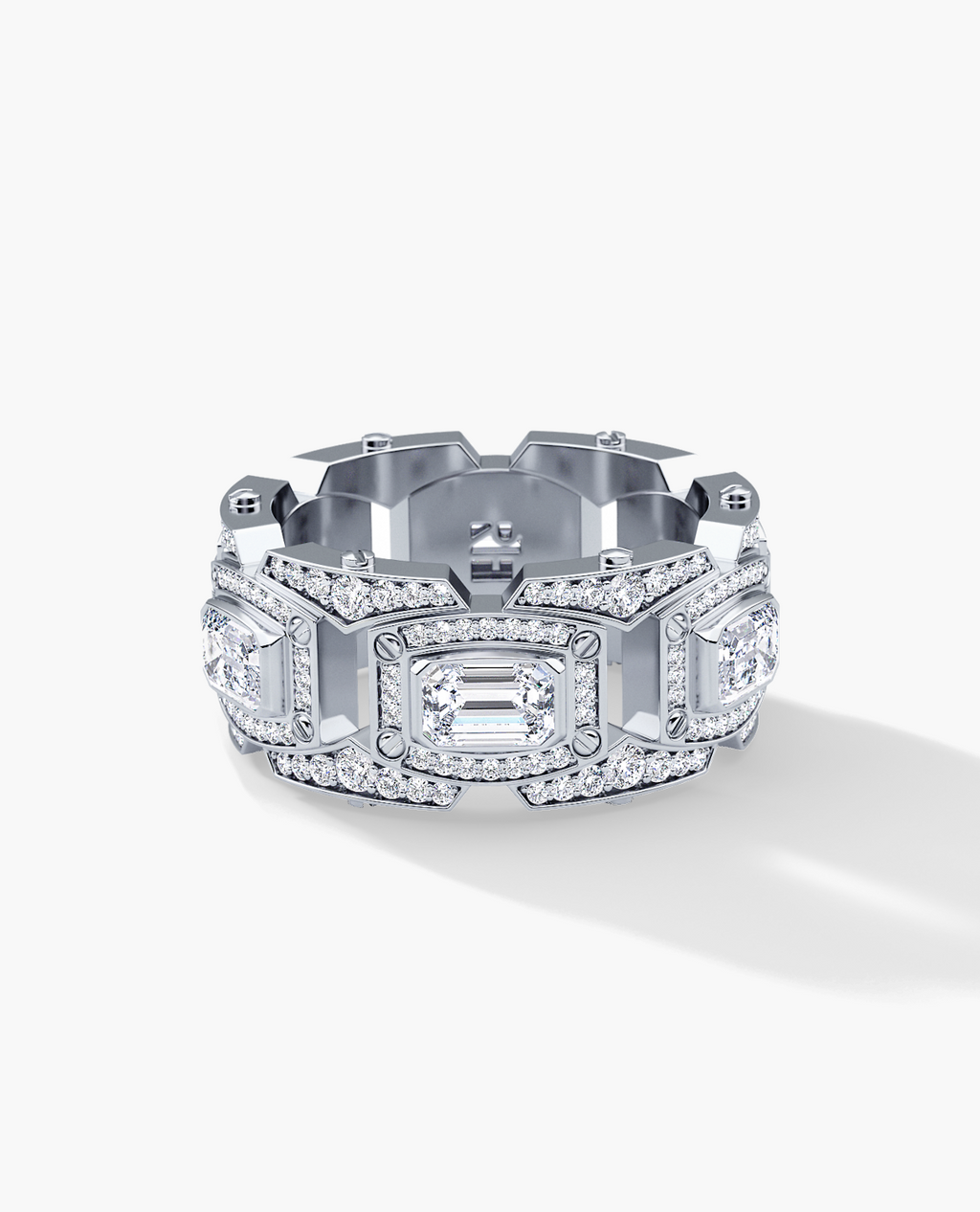 ARGONAUT Gold Ring with 3.80ct Diamonds