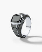 ROCHESTER Gold Signet Ring with 11.30ct Black Diamonds