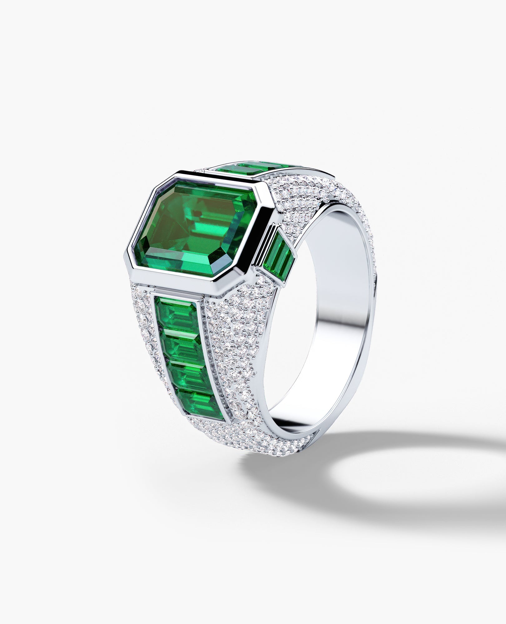 ROCHESTER Gold Signet Ring with 11.30ct Emeralds and Diamonds