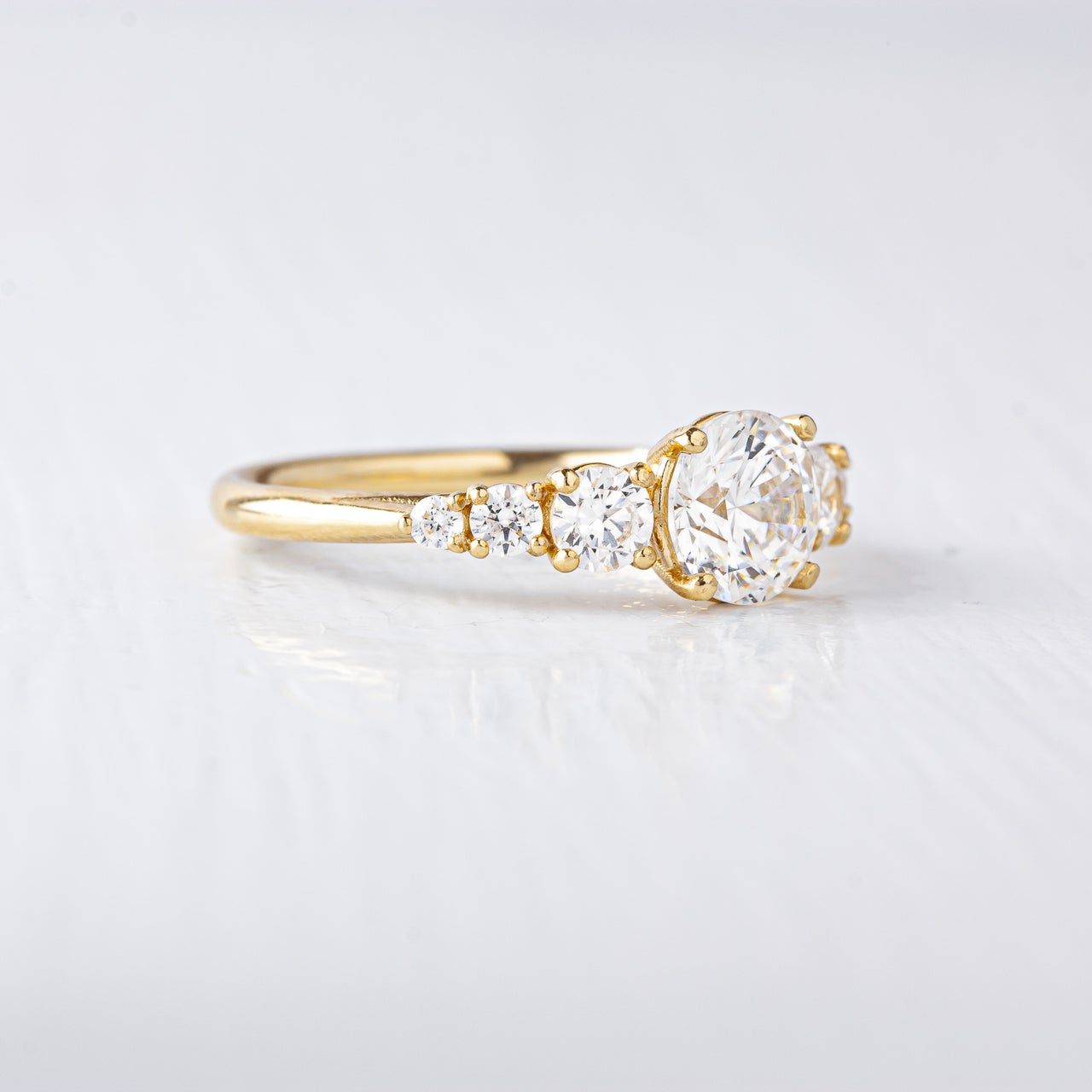 1.0 CT Round Cut Seven Stone Moissanite Engagement Ring